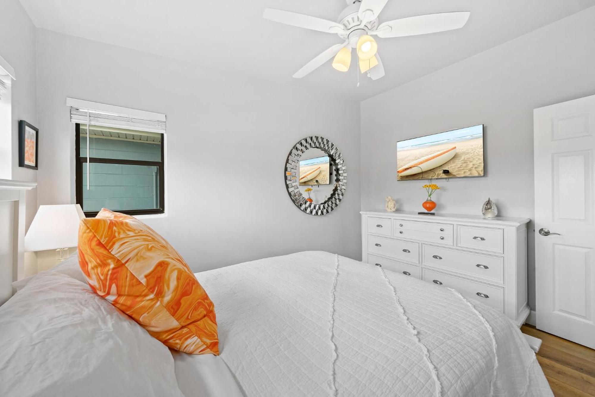 Midtown Cottage - In The Heart Of Cocoa Beach Exterior foto