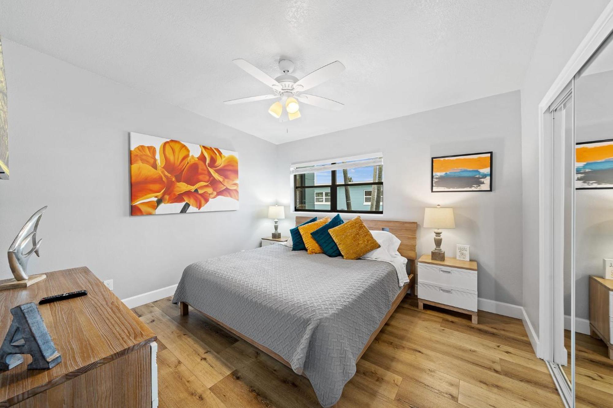 Midtown Cottage - In The Heart Of Cocoa Beach Exterior foto
